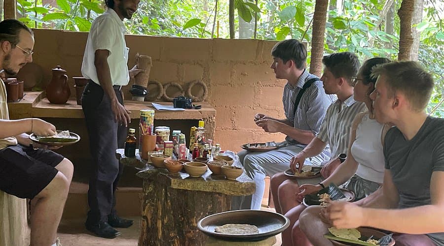 Spice Aromas of the Hill Kingdom